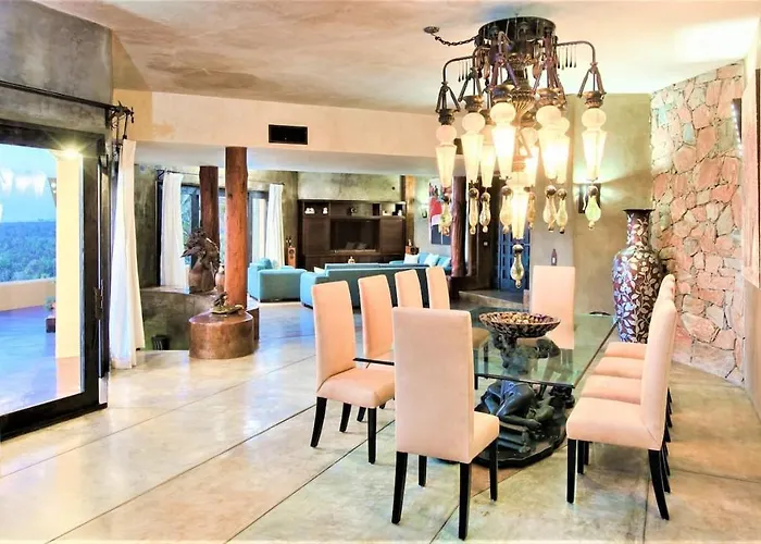 New Luxury Getaway - Pool, Spa, Sunset, Views @ Casa Bella