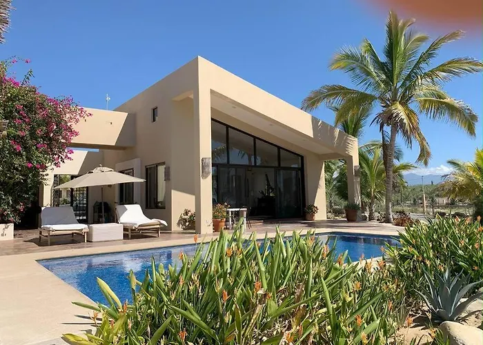 Todas Las Familias, Baja Dream House